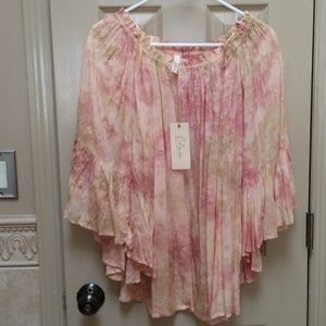NWT Woman's blouse